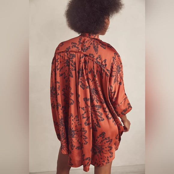 Free People Goddess Sleep Shirt Oversized Button Down Flowy Top Size M Clay - Picture 2 of 13